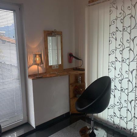 Haus Lara Marie Appartement Zell am See Buitenkant foto