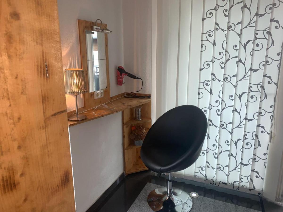 Haus Lara Marie Appartement Zell am See Buitenkant foto
